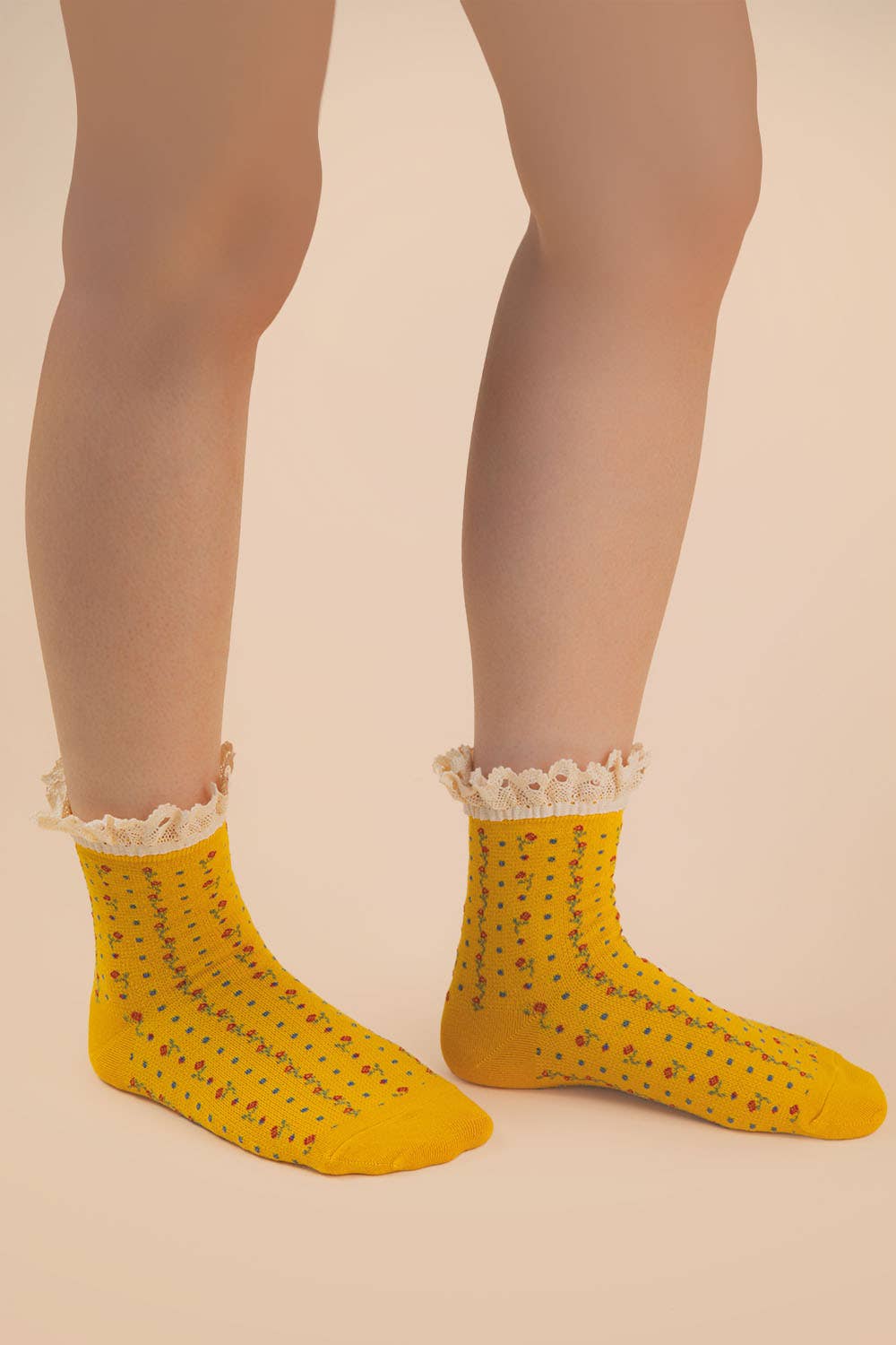 Lace Trim Floral Crew Socks