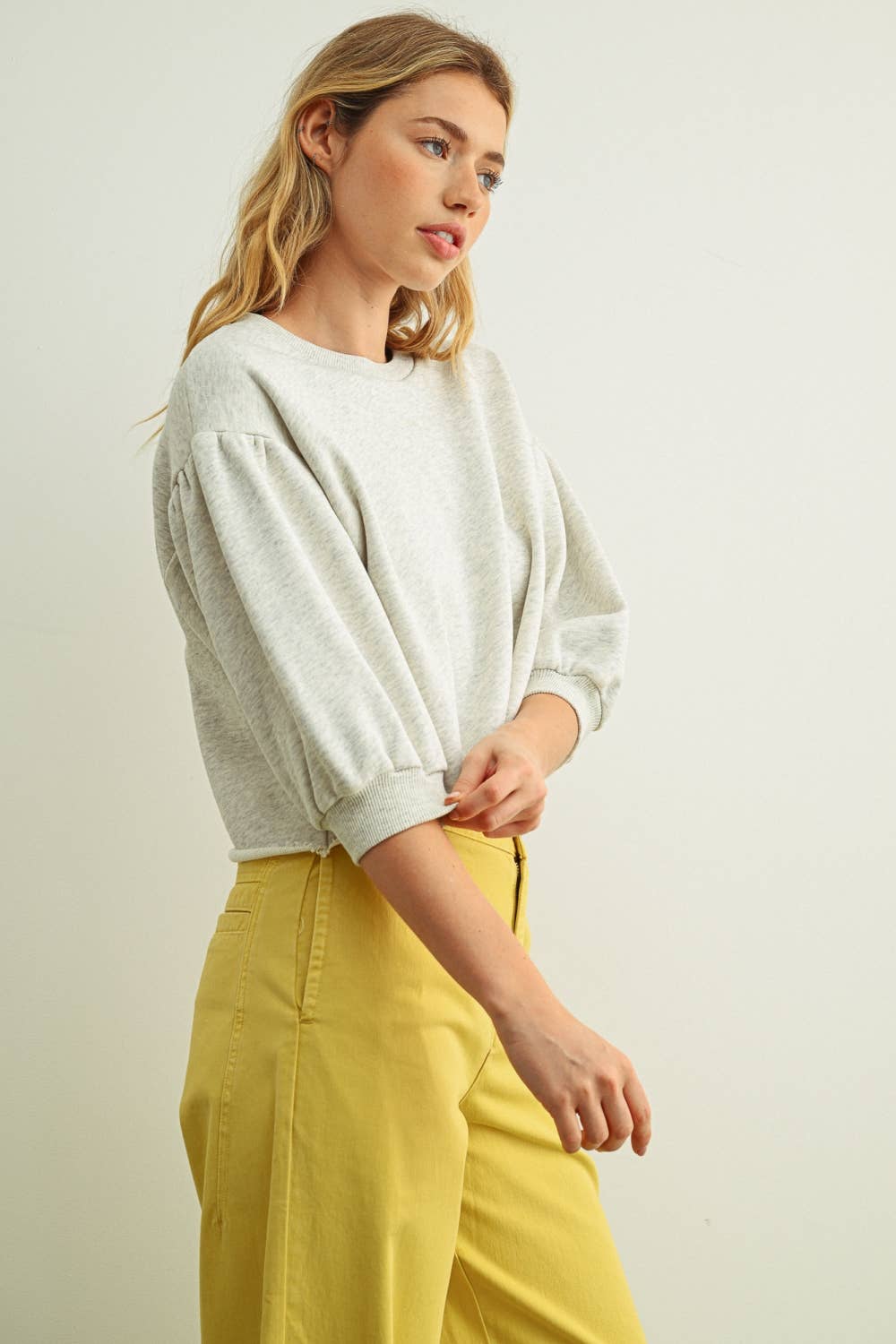 Raw Edge 3/4 Sleeve Sweatshirt