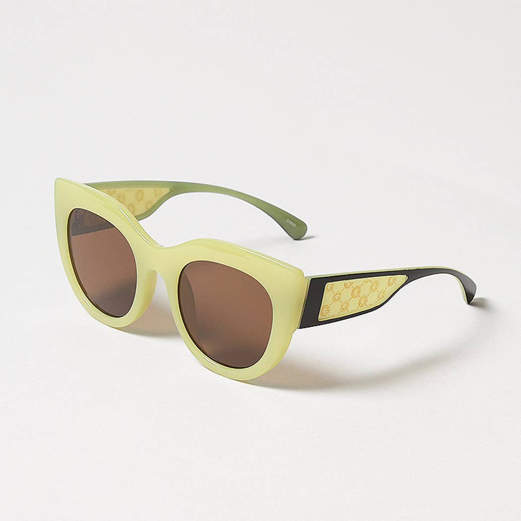 Bold Round Frame Sunglasses