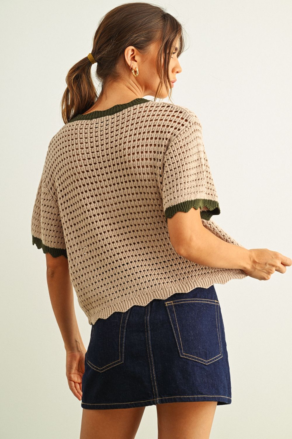 Scalloped Detail Knitted Top