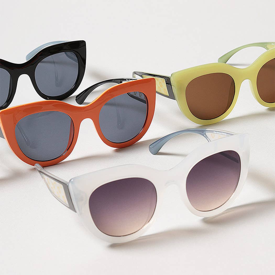 Bold Round Frame Sunglasses