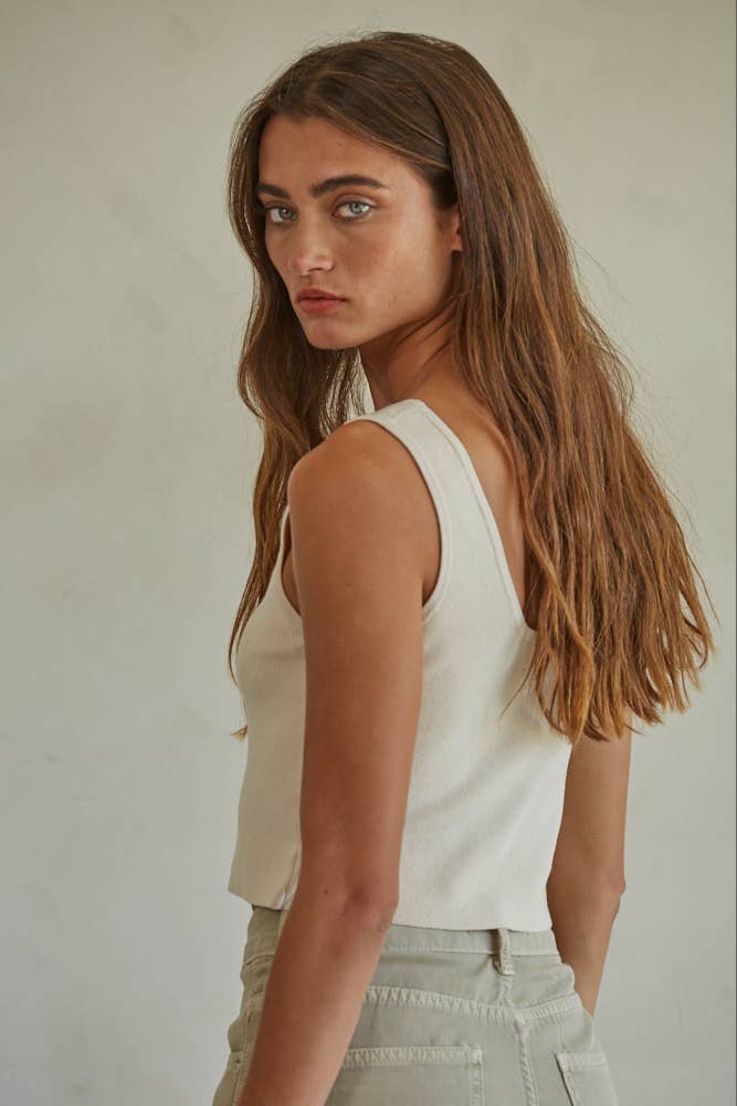 Curve Neck Knit Crop Tank Top