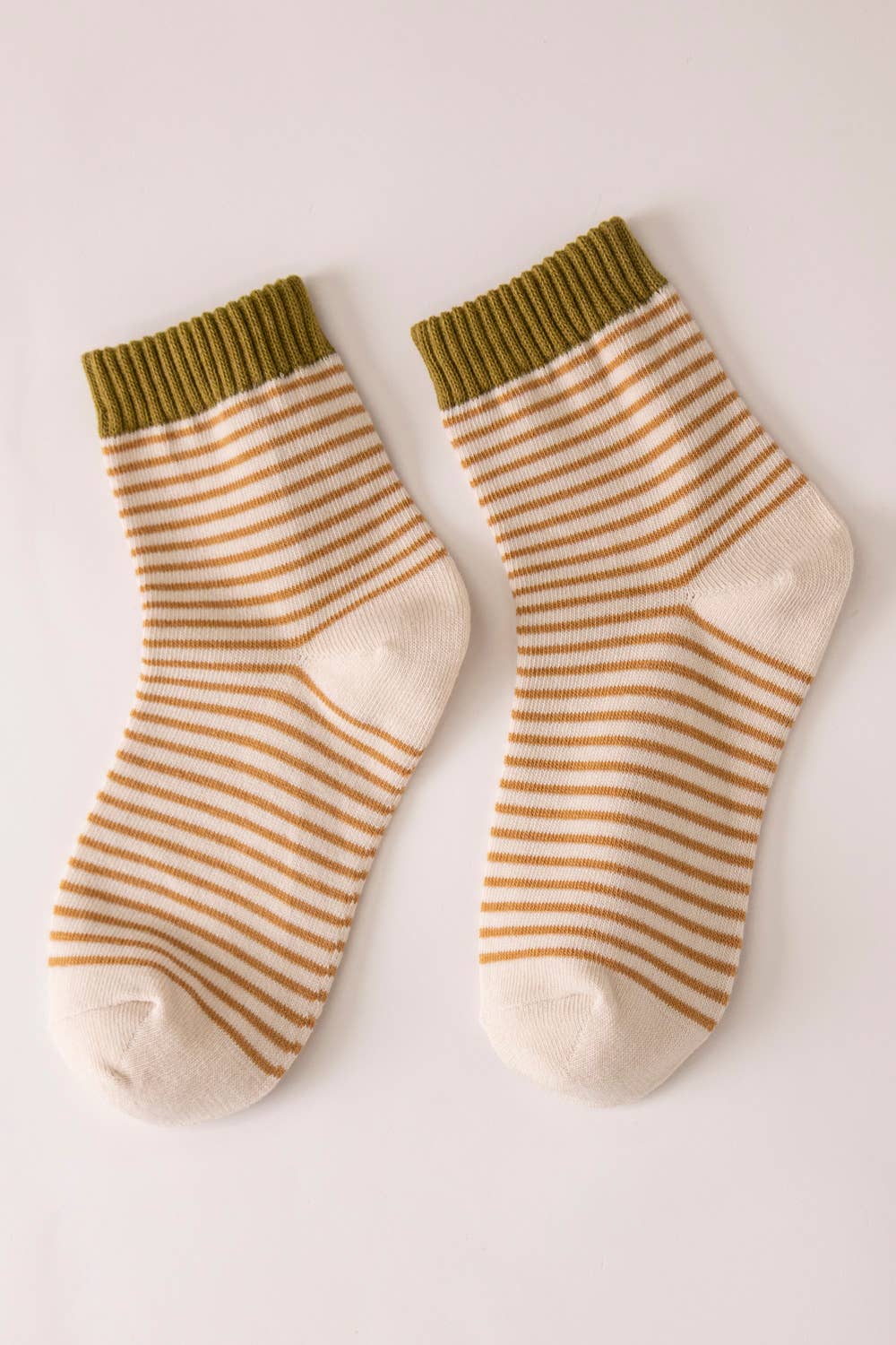Striped Ribbed Ankle Crew Socks