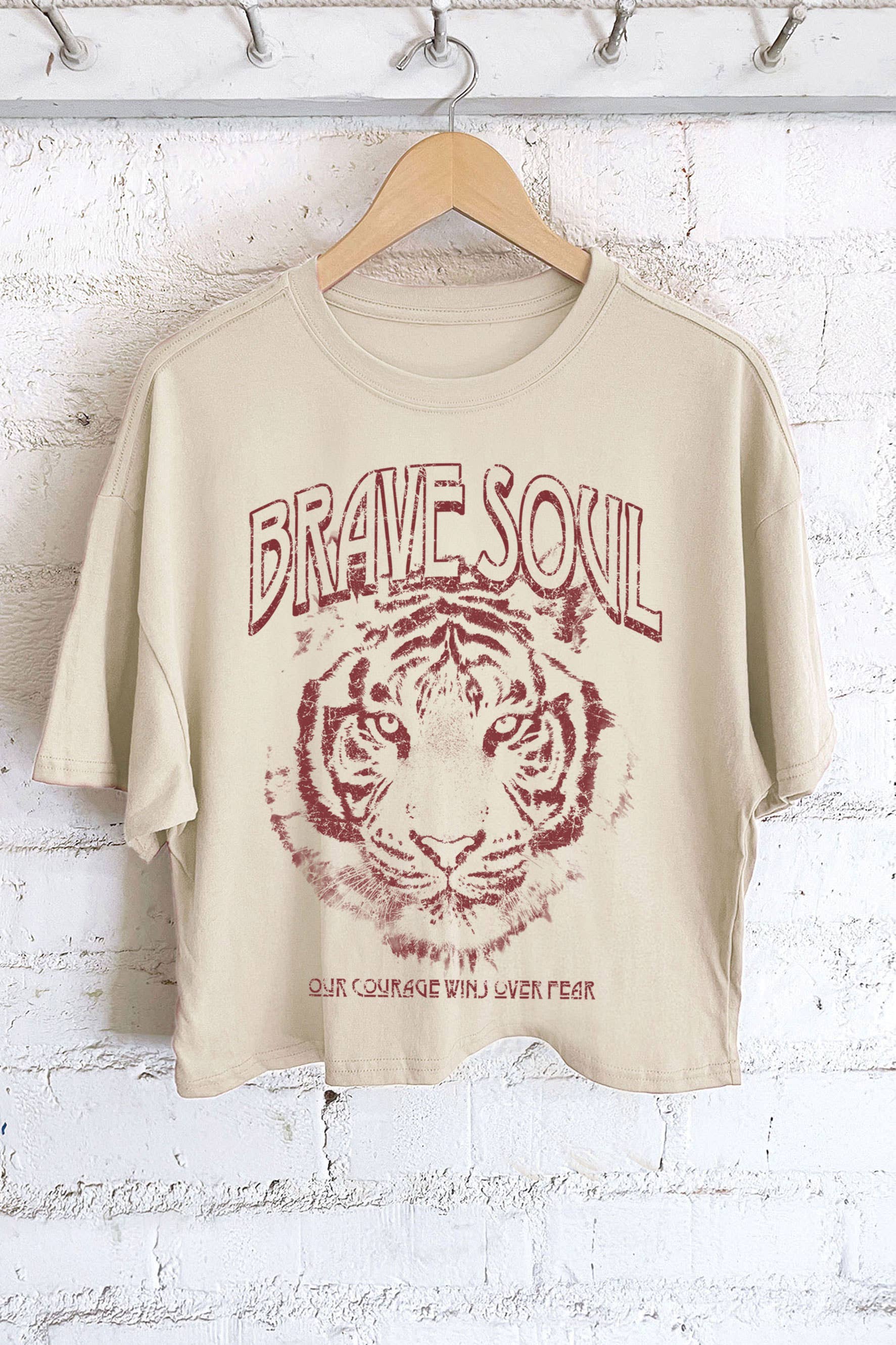 Brave Soul Tiger Graphic Crop Top